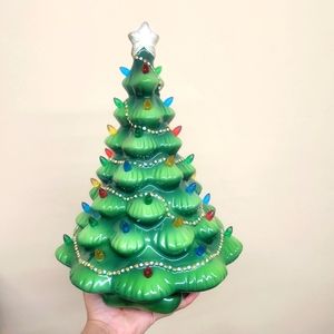 LENOX Treasured Traditions Lit Tree